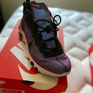 Nike reflective sz 12